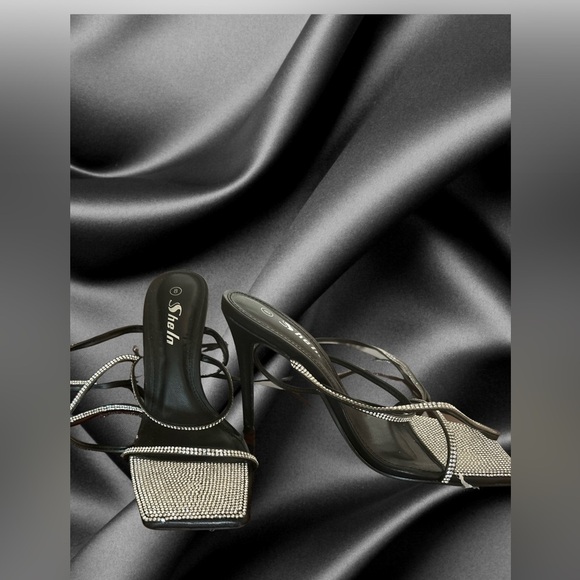 Metallic Snakeskin Embossed Ankle Strap Sandals - Picture 4 of 5